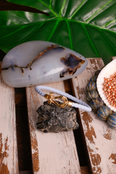  دستبند چرم  امگا یاس 